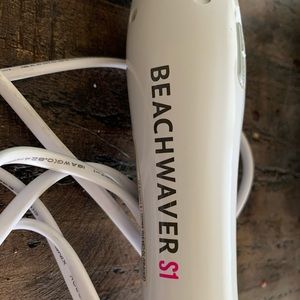 Beachwaver S1 rotating curling iron